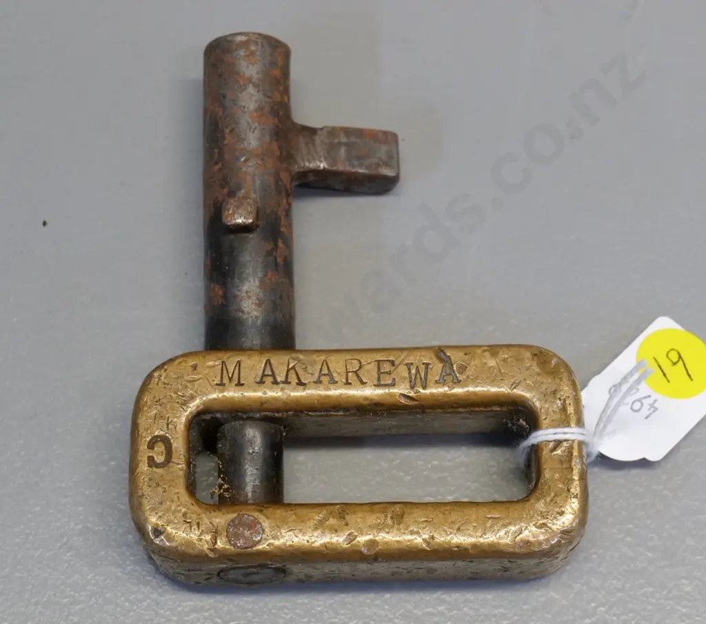 vintage brass and steel railway signal point Wood's key - engraved Makarewa & N.Z.R. 100 x 75 Image 1++