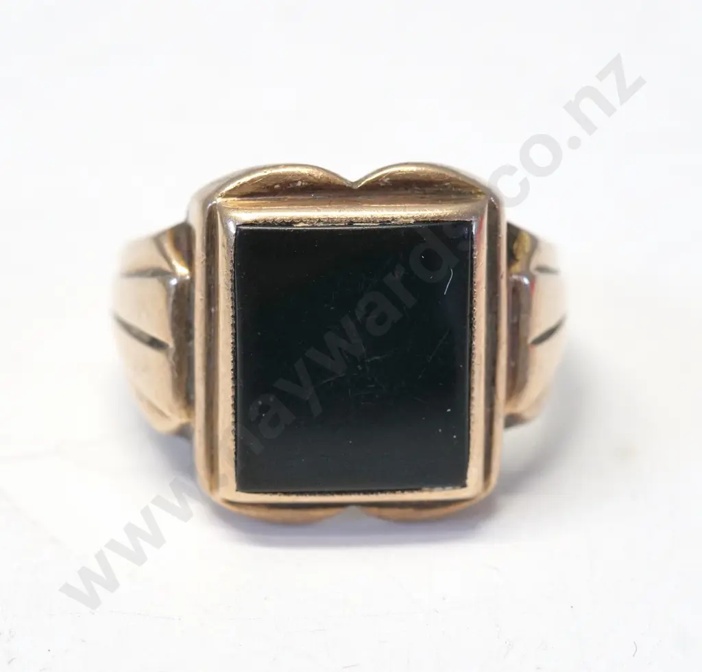 9ct onyx mans ring - stamped Image 1++