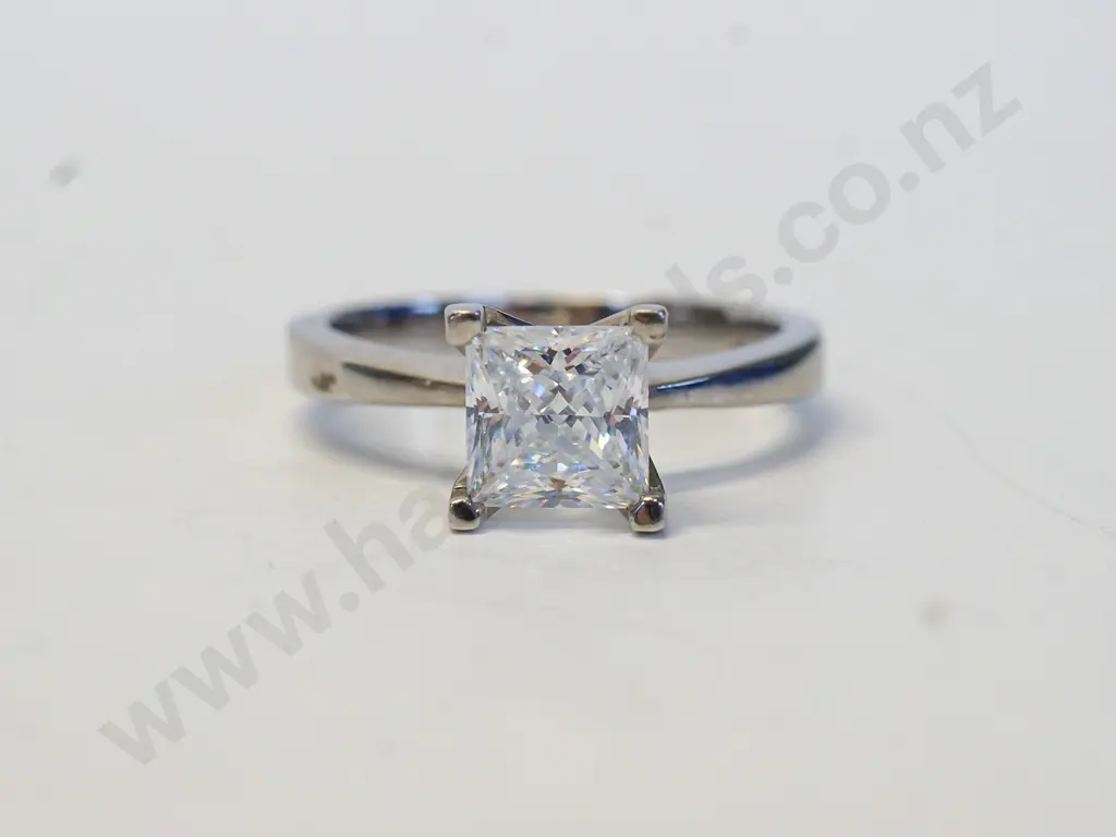 silver cz dress ring stamped 925 Image 1++
