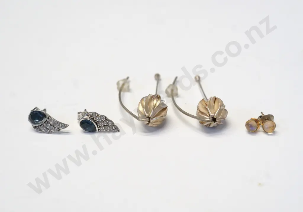 pair of sapphire earrings & 2 other pairs Image 1++