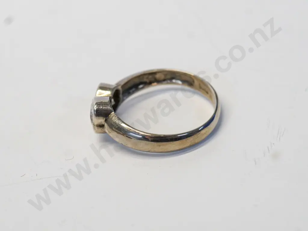 cz dress ring stamped 925 Image 1++