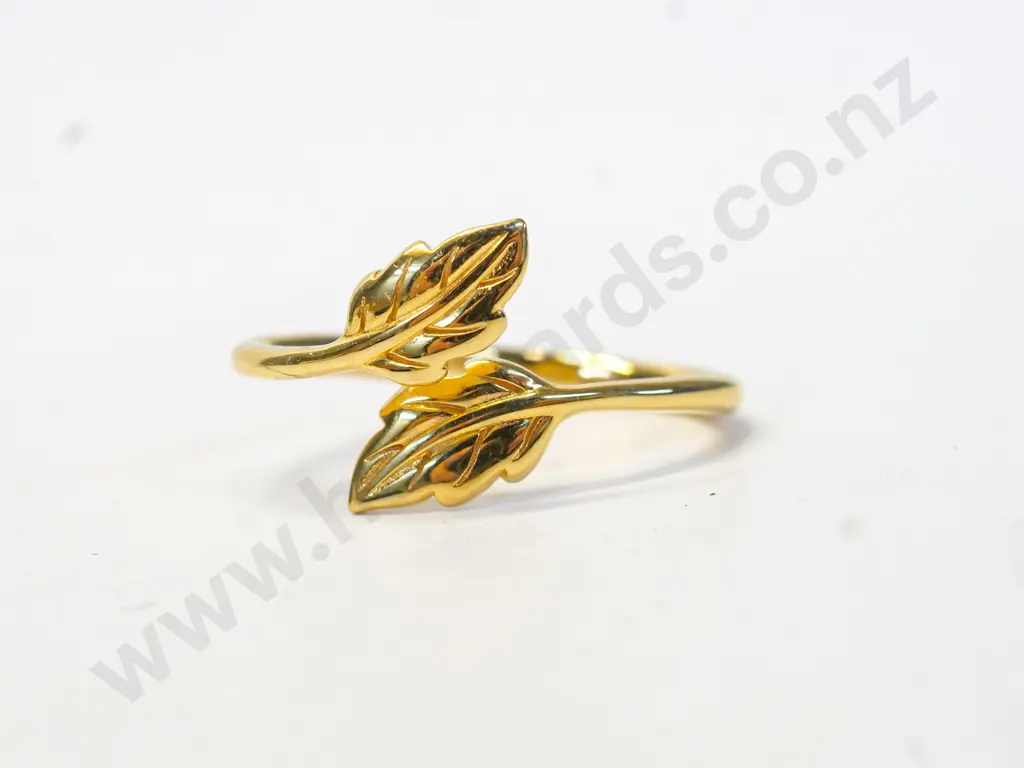 gold leaf ring stamped 925 Image 1++