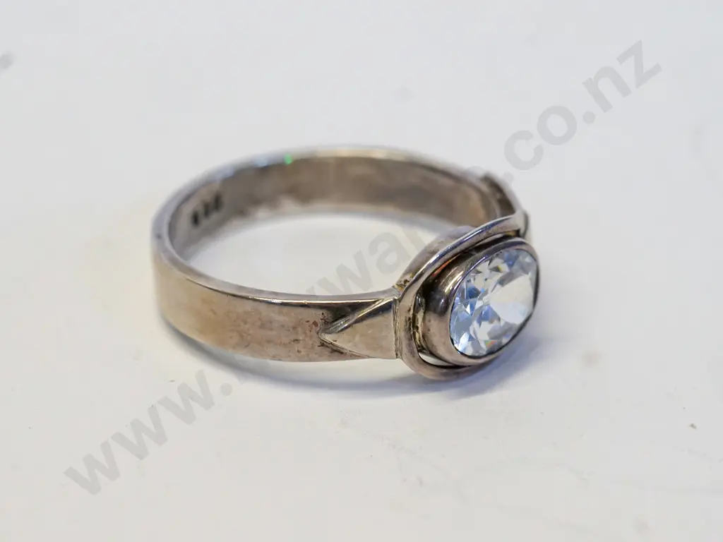 cz dress ring stamped 925 Image 1++