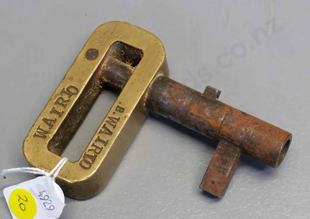 vintage brass and steel railway signal point Wood's key - engraved Wairio & Woods Key N.Z.R. 100 x 75 Image 1++