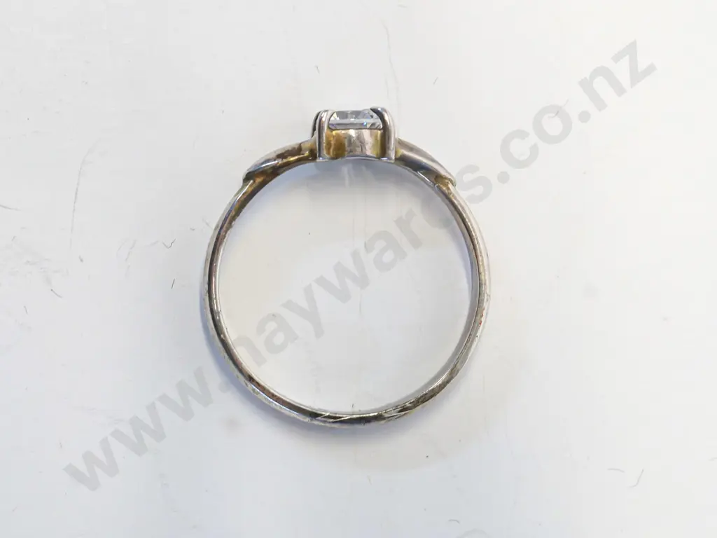 cz dress ring stamped 925 Image 1++