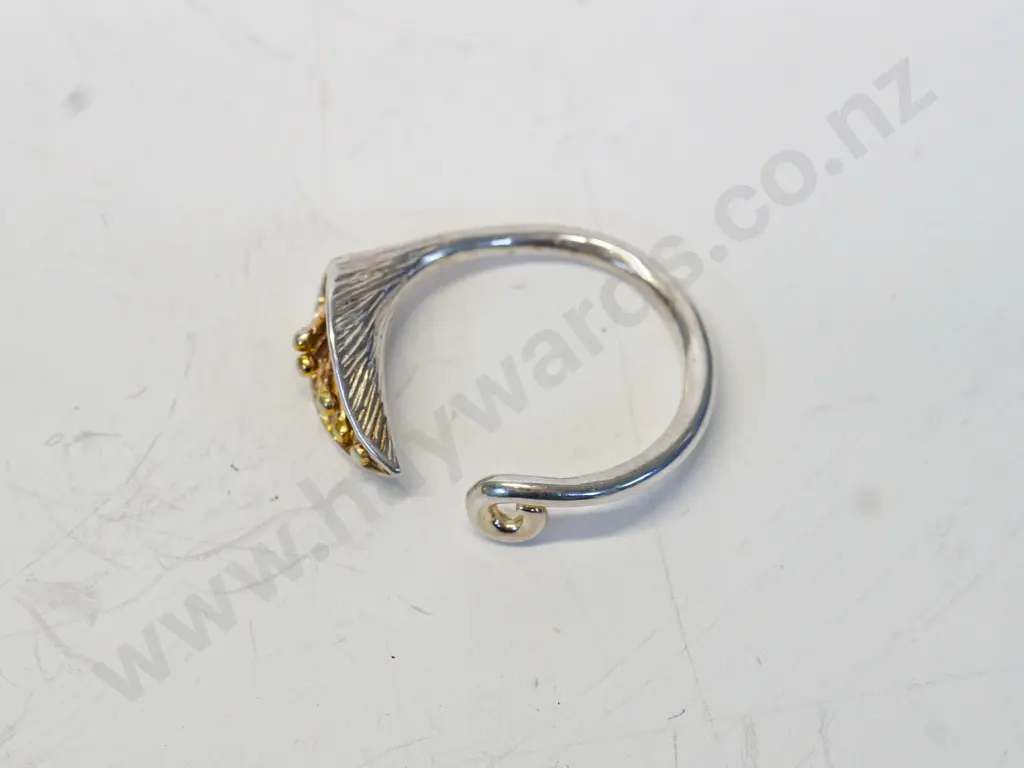 silver split leaf ring stamped 925 Image 1++