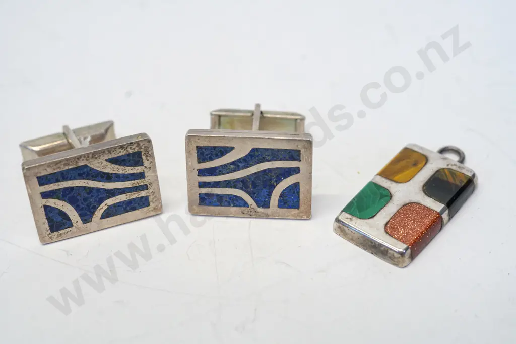 silver pendant [no chain stamped MEX 925] & silver cuff links stamped SMM925 Image 1++