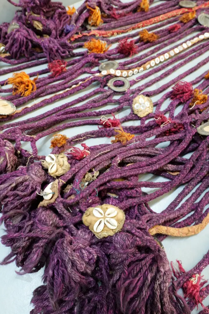 woven fabric camel decoration piece with buttons, shells, beads and metal medallions L-1400 Image 1++