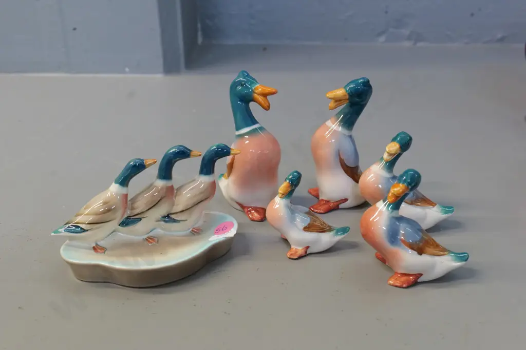 6 Beswick duck items - 5 single mallard figures, taller are H100, and a pin dish Image 1++