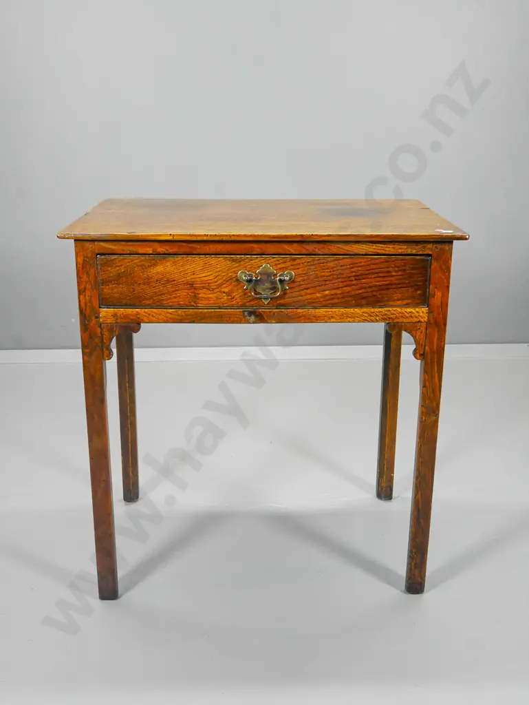 antique oak occasional table with single drawer H-690 W-660 D-450 Image 1++