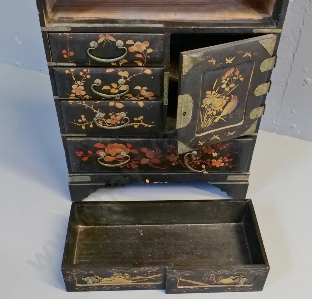 vintage Chinese laquered table cabinet - split in top, missing handles, some damage H-390 W-315 D-150 Image 1++