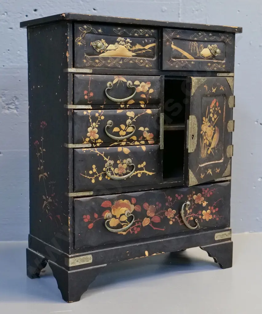vintage Chinese laquered table cabinet - split in top, missing handles, some damage H-390 W-315 D-150 Image 1++