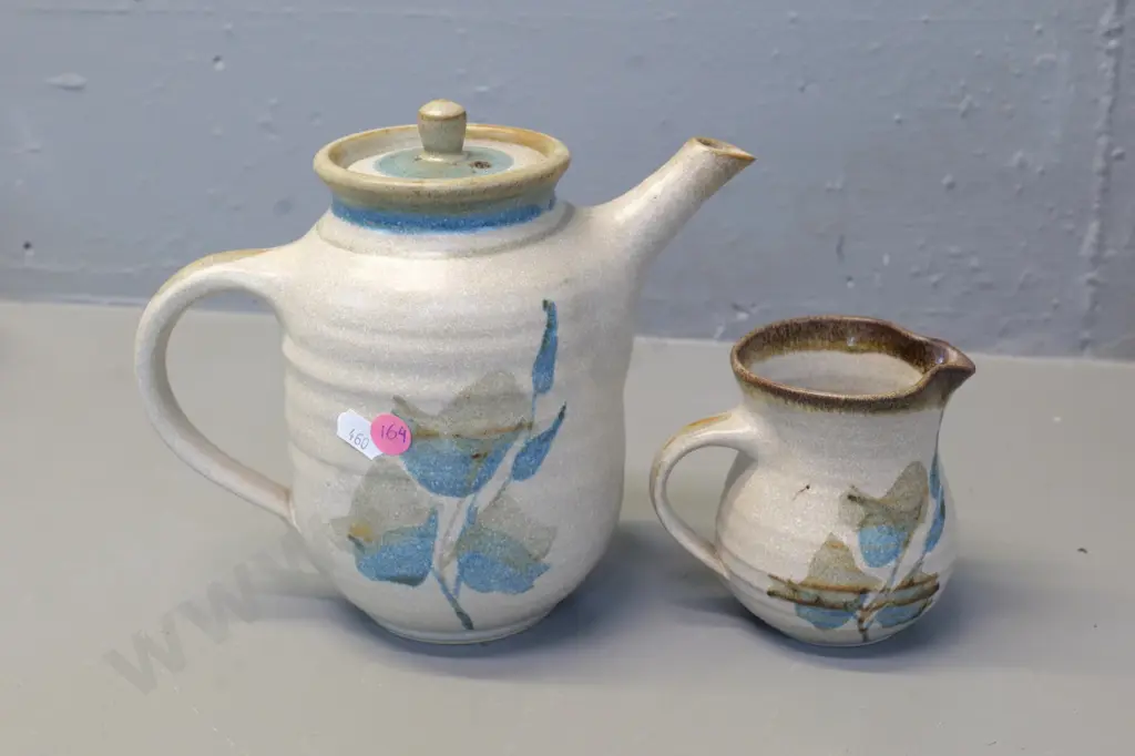 Beryl Jowett Otago studio pottery teapot H-190 and jug Image 1++
