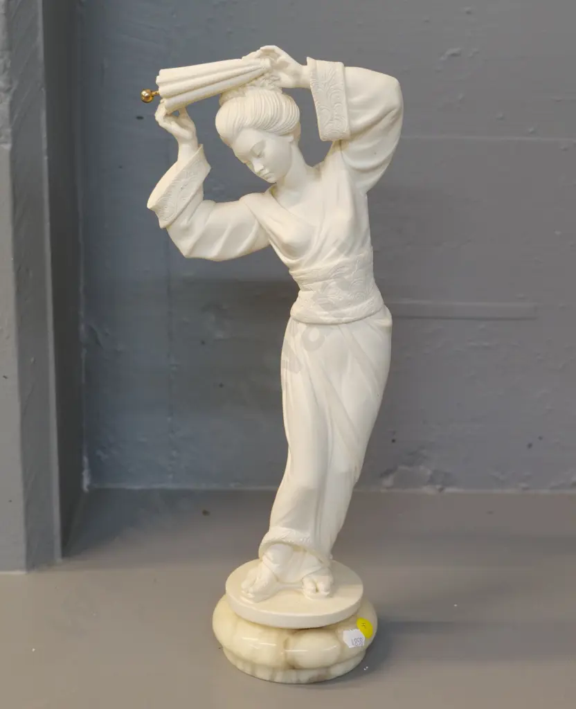 composite? Japanese geisha figure on marble base - H390 Image 1++
