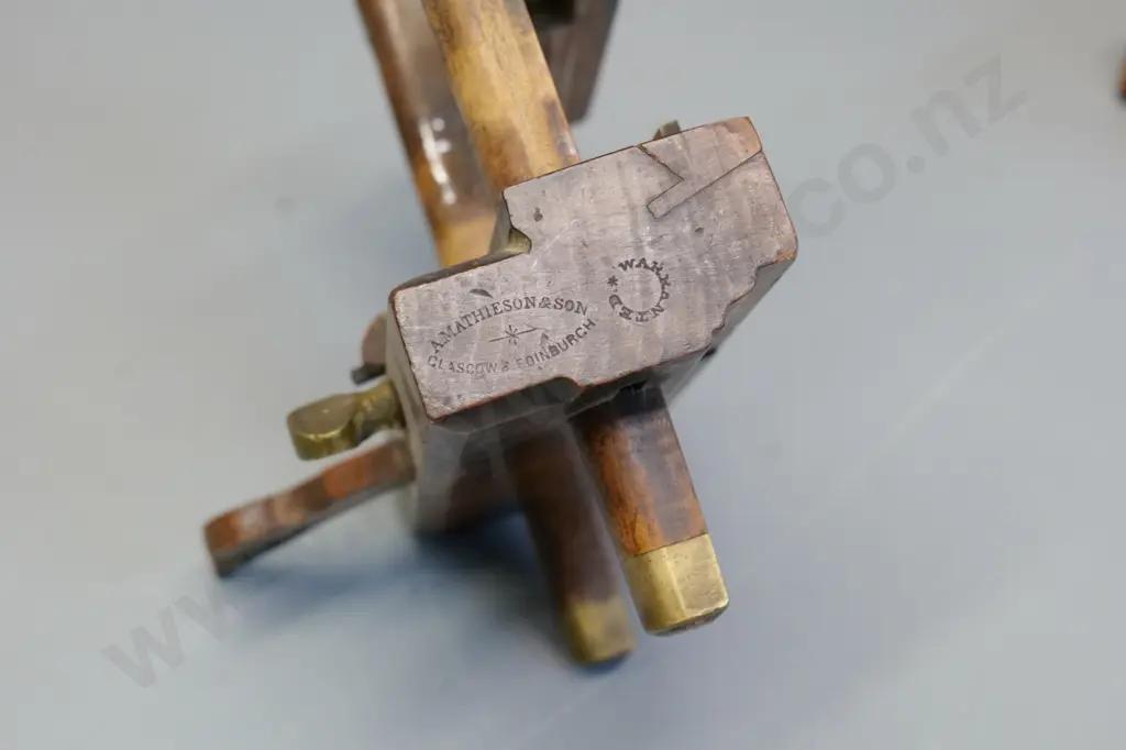 vintage timber and brass moulding plane - some damage H140 L220 Image 1++