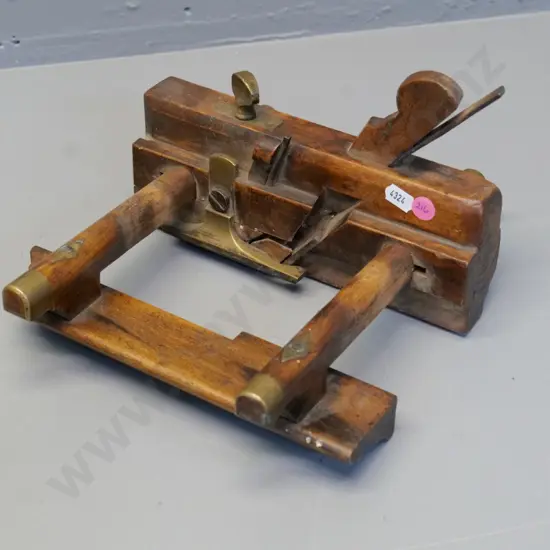 vintage timber and brass moulding plane - some damage H140 L220