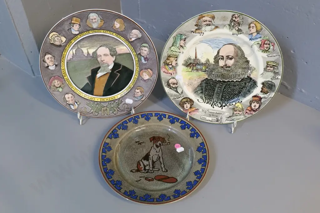 3 Royal Doulton plates - Titanian dog pattern, Dickens portrait, Shakespeare D-270 Image 1++