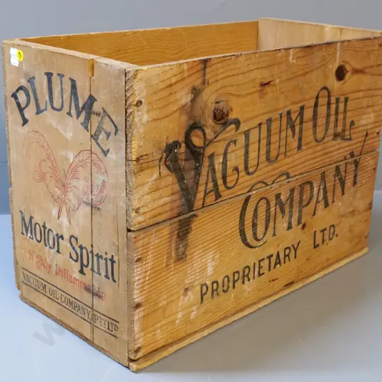 vintage Plume Vacuum Oil Company wooden crate H-370 L-530 W-260