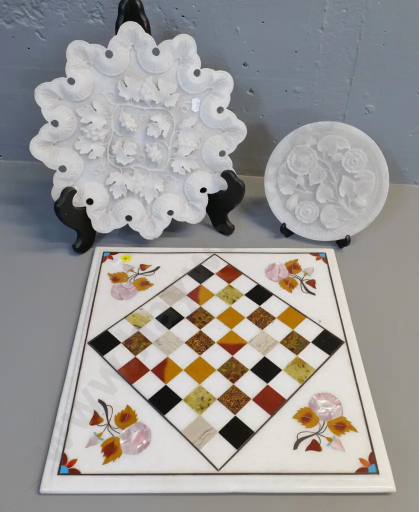 Italian stone marquetry game or display board 340 x 340 and 2 carved white alabaster plaques, some staining Image 1++