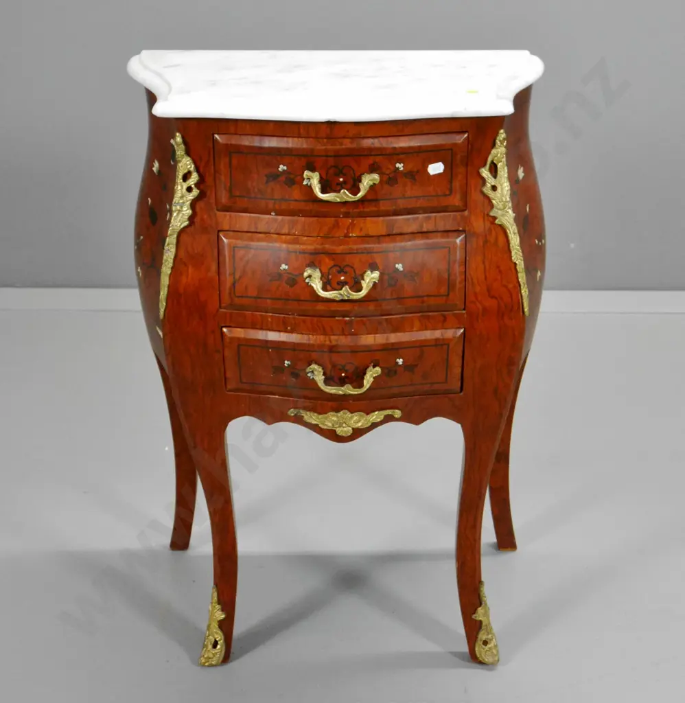vintage mahogany 3-drawer night-stand w/floral marquetry & ormolu ornamentation, chip to marble top H750 W530 D320 Image 1++
