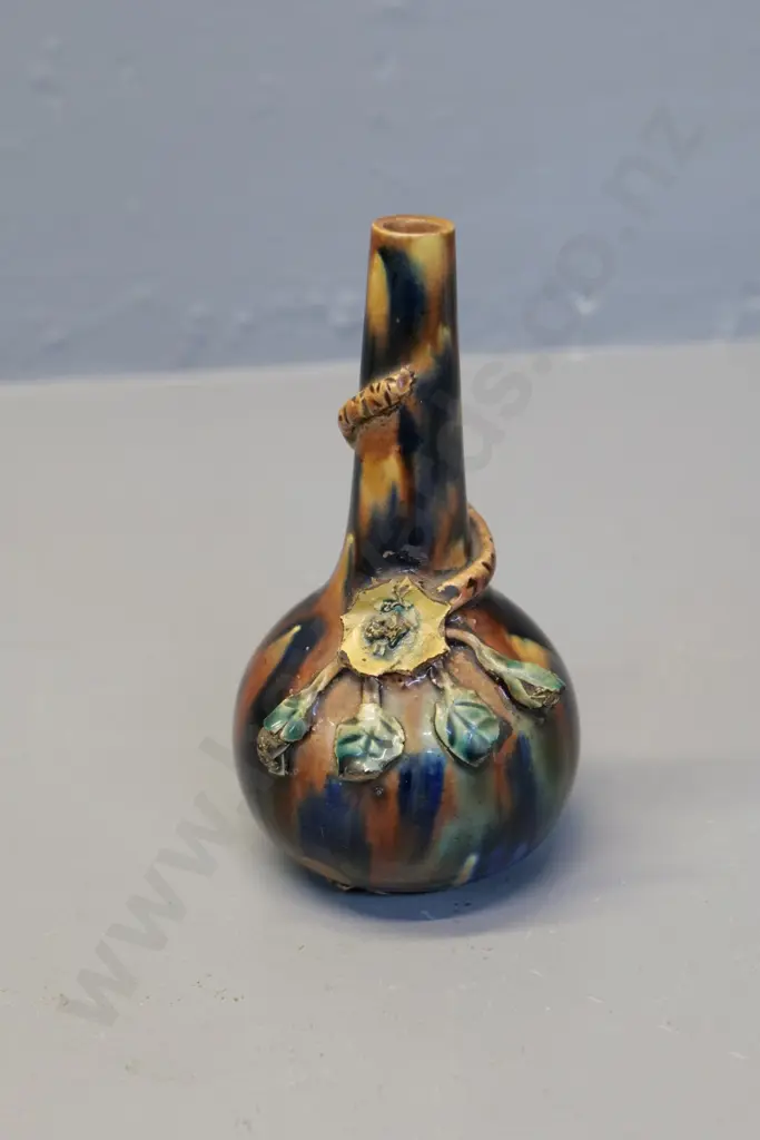 Milton potteries majolica bottle vase - no stamp, some damage H-140 D-75 Image 1++