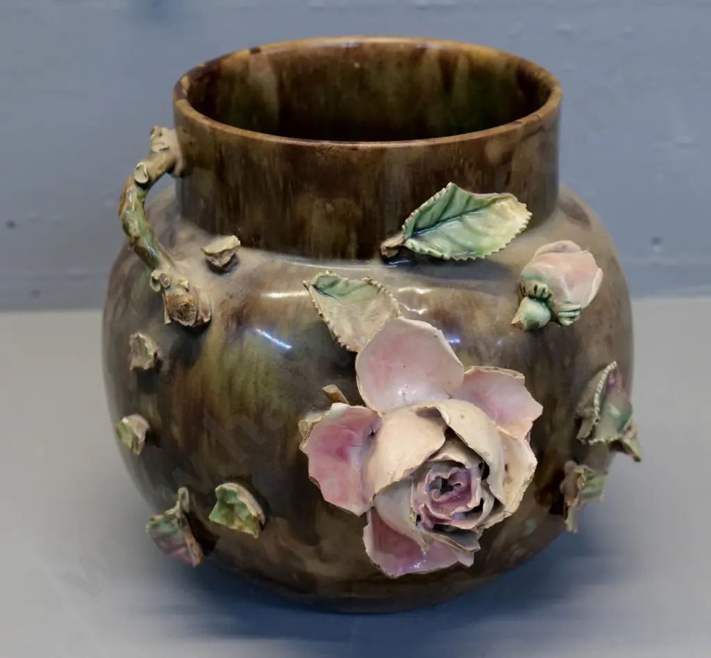 (Milton potteries?) majolica vase with ceramic hail and flowers - AF - damage to flowers H-200 D-200 Image 1++