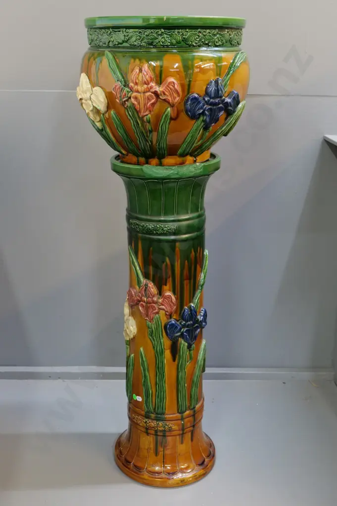 Japanese? majolica jardiniere and stand - painted over chips on rim of stand - H-1050 Image 1++