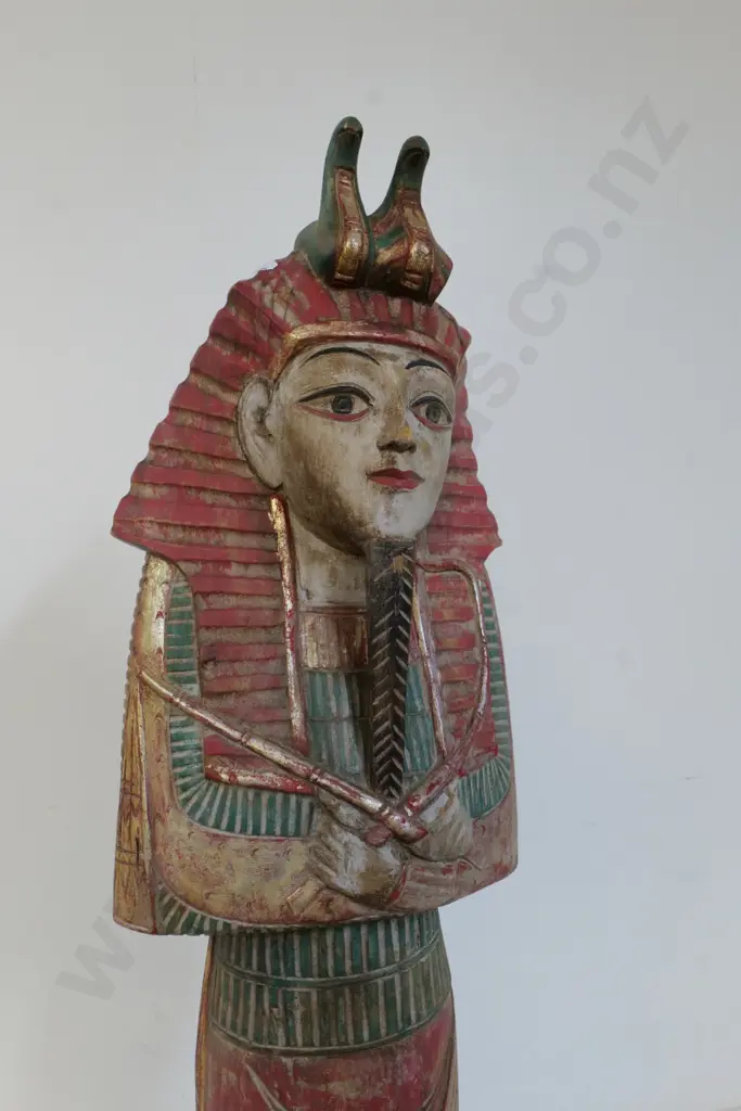 large carved and painted timber Egyptian figure H-1020 Image 1++