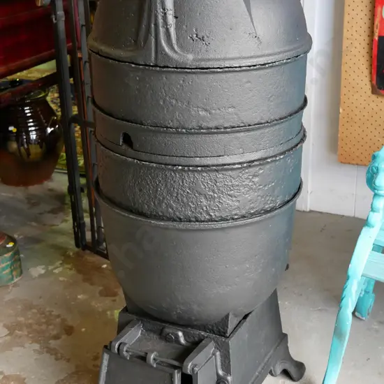 Romesse restored cast iron stove H-1020