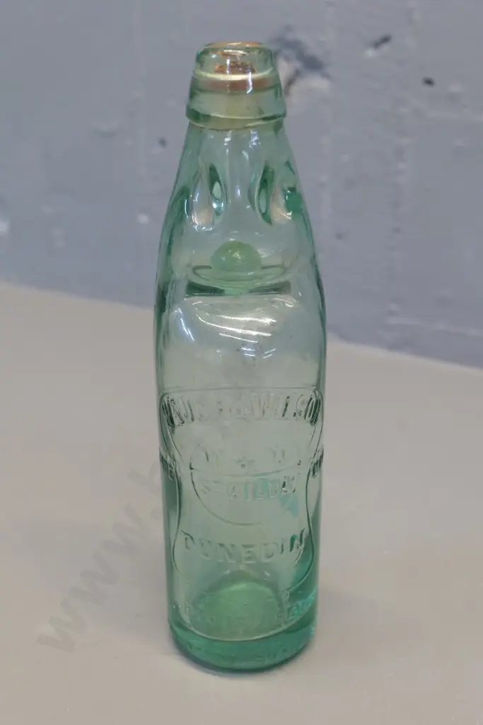 marble bottle, Waugh and Wilson St Kilda Dunedin, condition very good, H-240 Image 1++