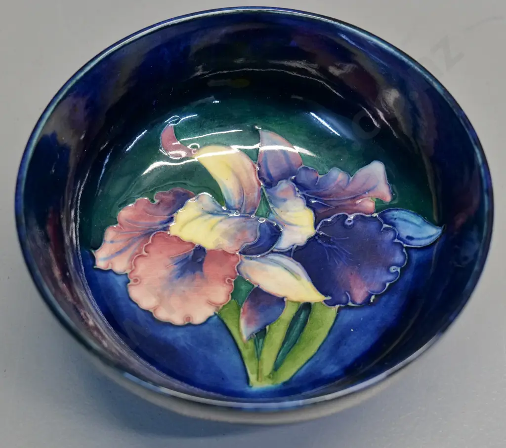 small Moorcroft bowl - diameter 130 Image 1++