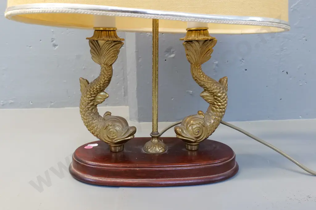 cast brass fish motif table lamp on wooden base with figural shade holder H590 W280 Image 1++