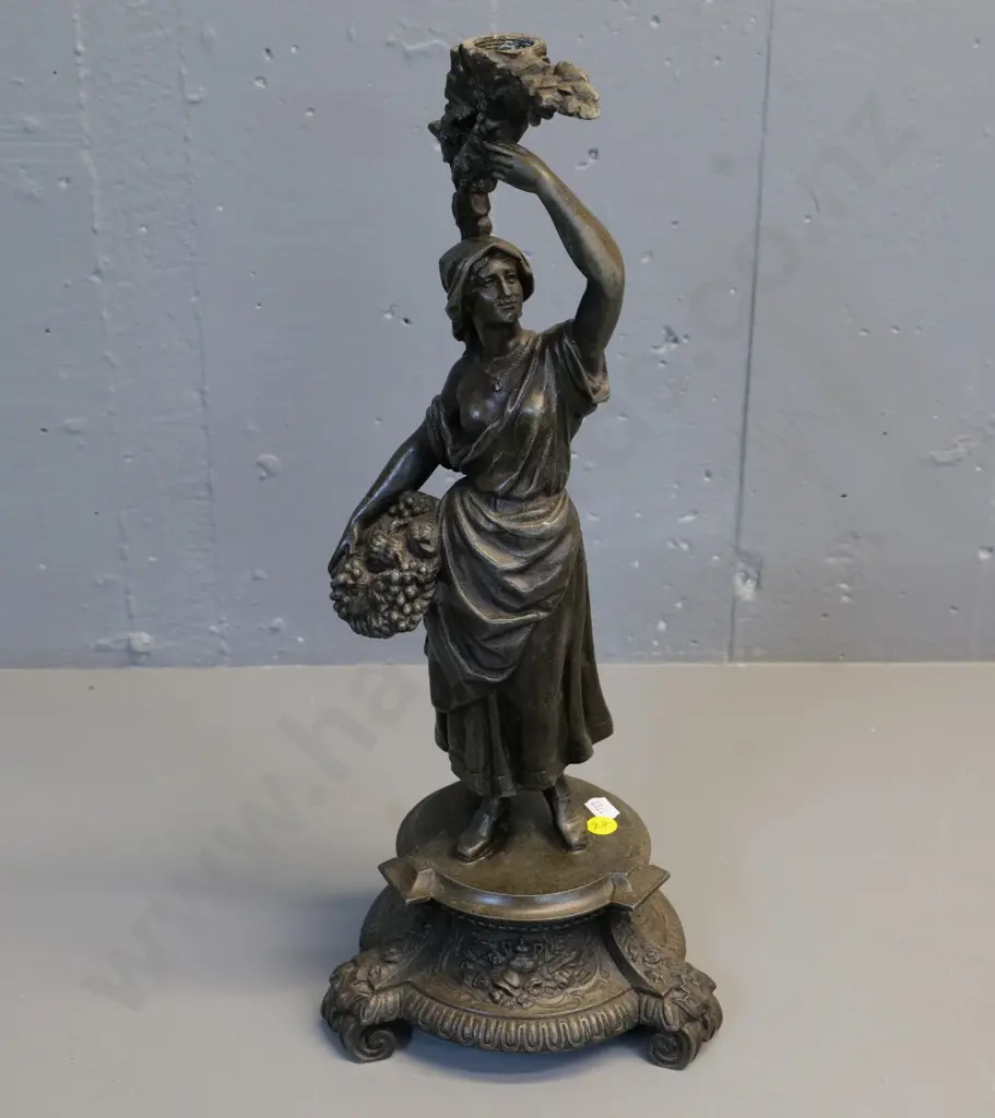 cast metal figural candle holder H440 Image 1++
