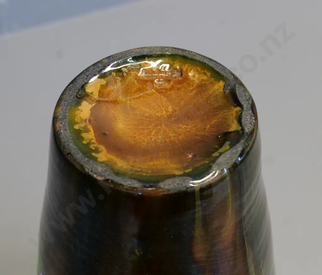 studio pottery trickle glaze vase - unknown maker's mark - chip to rim H290 Image 1++