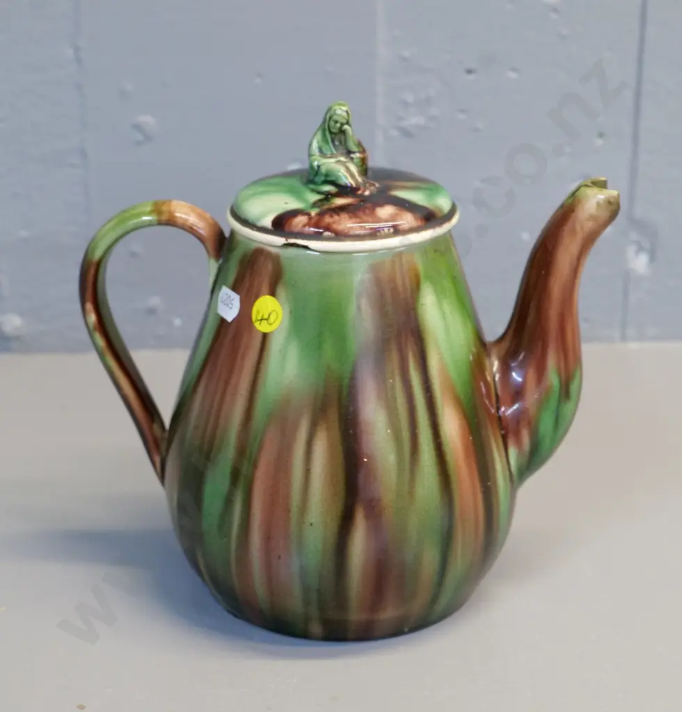 (New Zealand?) pottery majolica teapot with figural lid - chips to spout & lid H-210 Image 1++