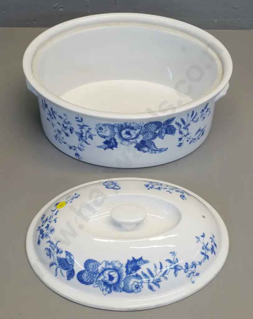 large Royal Worcester Rhapsody pattern lidded casserole - shape 24, size 1. H-180 L-310 Image 1++