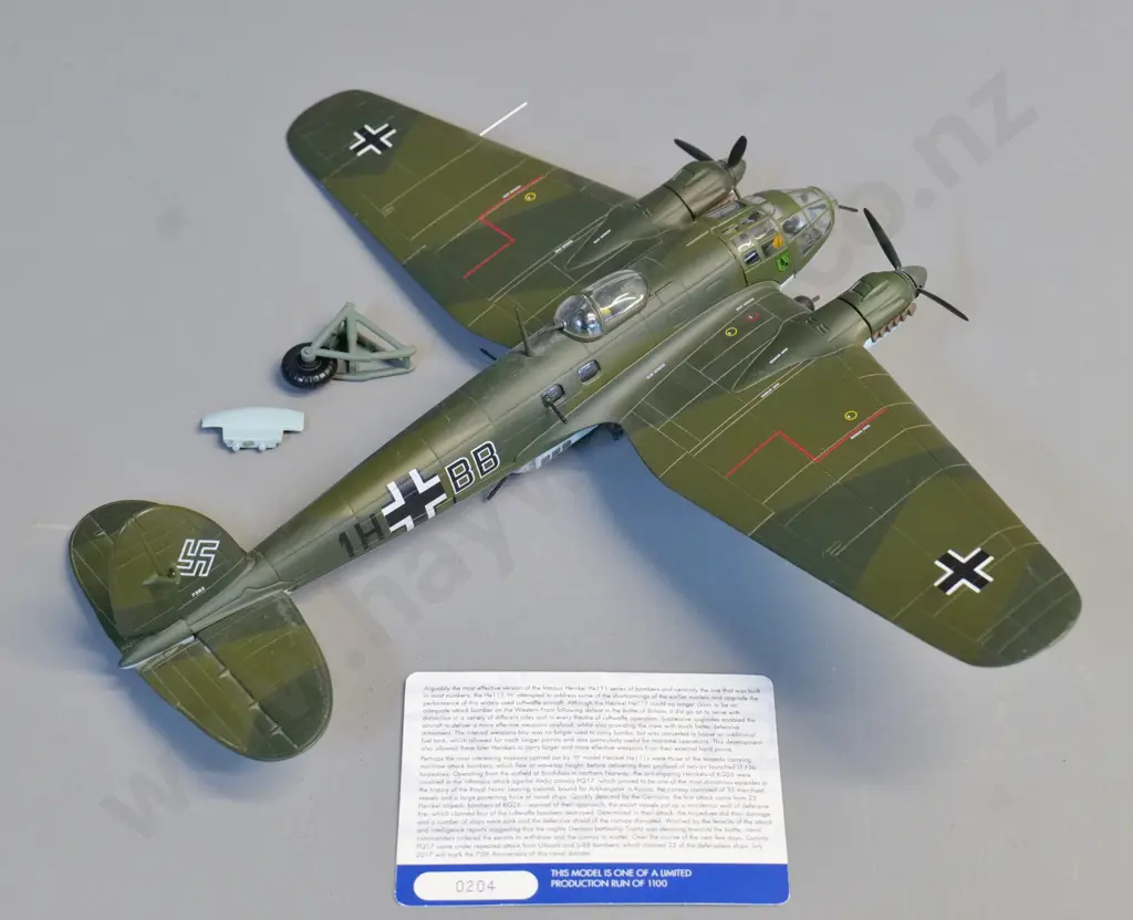Corgi Aviation Archive die-cast 1:72 scale Heinkel HE111 bomber w/limited edition card - one landing gear needs repair Image 1++