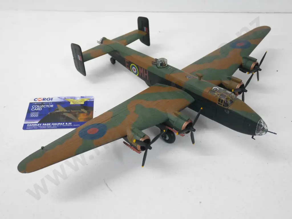Corgi Aviation Archive 1:72 die-cast RAF Handley Page Halifax B. III with limited edition card Image 1++