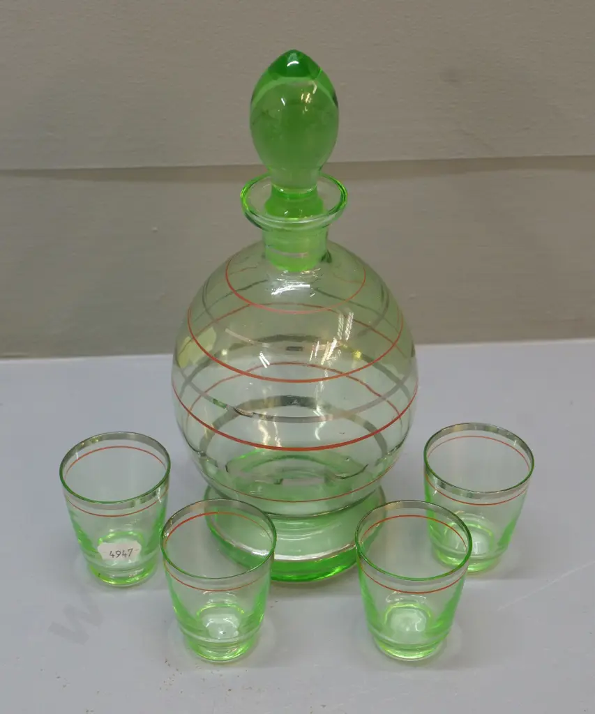 small green uranium glass with gilt trim stoppered decanter H-230 and 4 nip glasses Image 1++