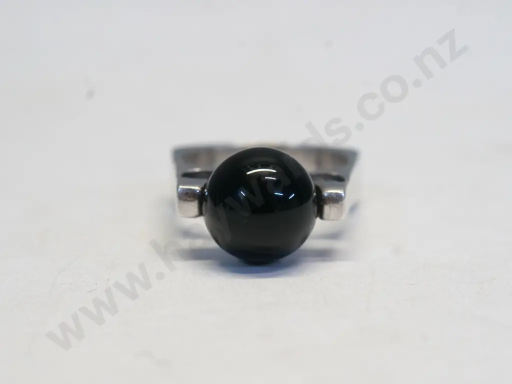 silver ring stamped 925 Image 1++
