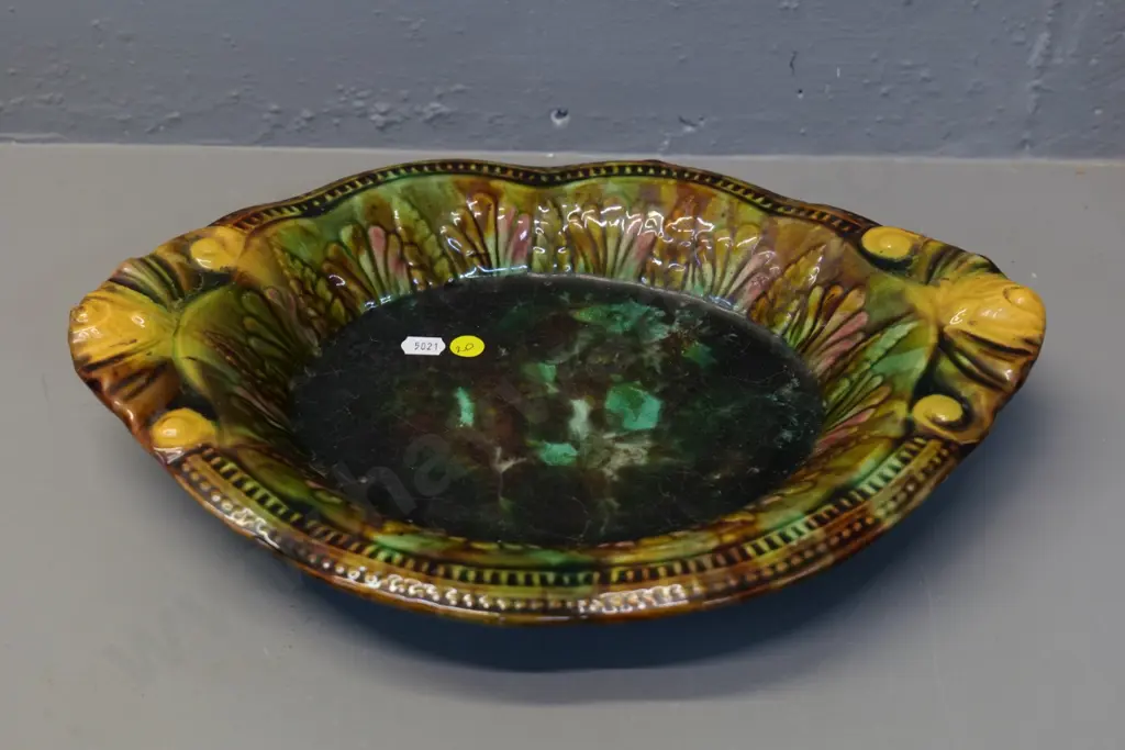 (Milton potteries?) majolica bread plate L370 W270 - a few chips Image 1++