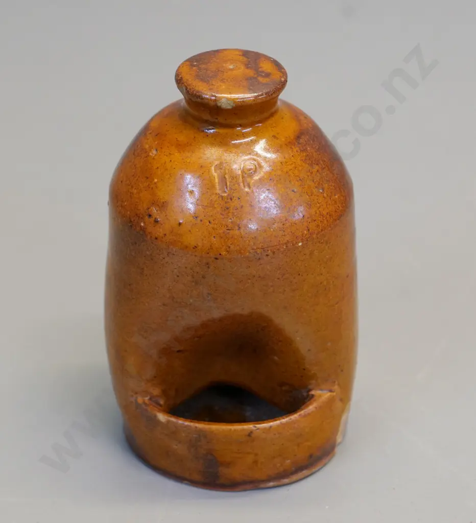Luke Adams pottery bird feeder - no maker's mark, a few chips H-160 Image 1++