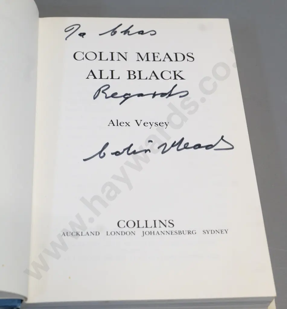 rugby book: Colin Meads - All Black by Alex Veysey - autographed by Meads Image 1++