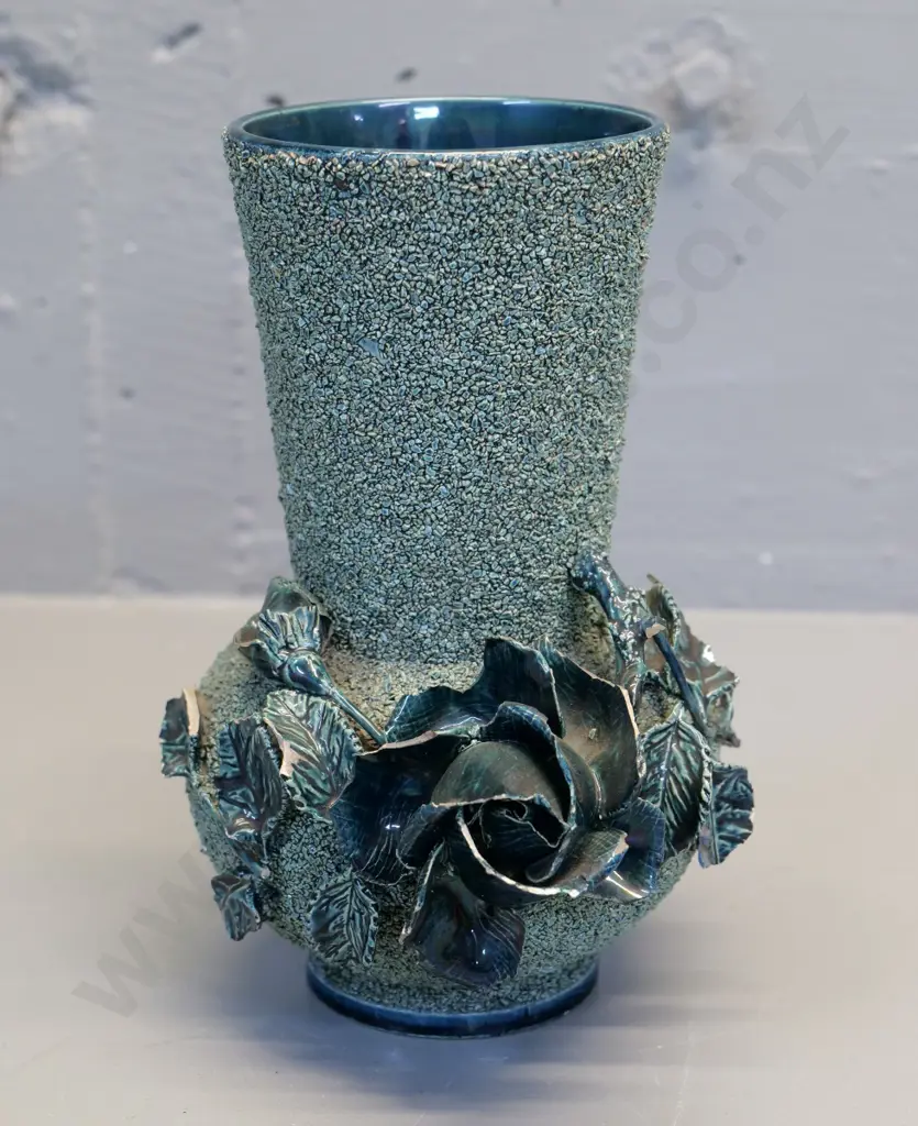 (Milton potteries?) green majolica vase with ceramic hail & applique roses - some chips H-220 Image 1++
