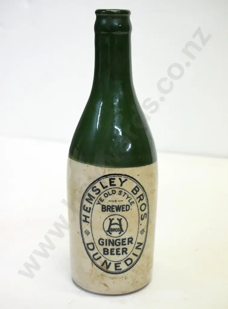 Ginger beer, crown cap, Hemsley Bros, Dunedin, condition good, some staining, H - 120 Image 1++