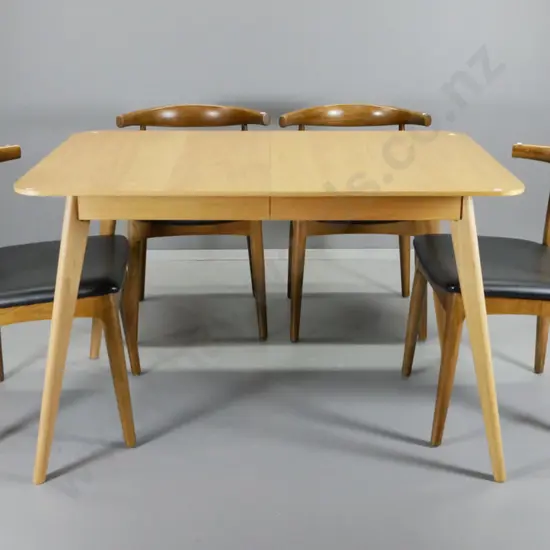 Nood oak extending dining table & 4 Hans Wegner replica walnut dining chairs w/vinyl upholstered seats H770 L1200 W800