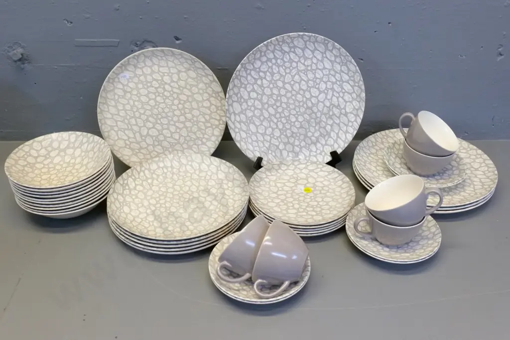 Poole pebble-design dinnerware - 5 sides, 4 dinner plates, 6 entrees, 6 cups & saucers, 10 desserts, etc. Image 1++