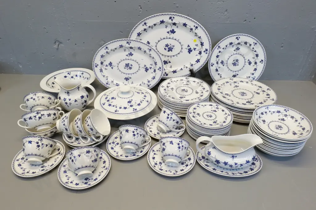 large collection of Royal Doulton Yorktown bone china dinnerware - 12 of some pieces, fewer of other - a few wear marks Image 1++