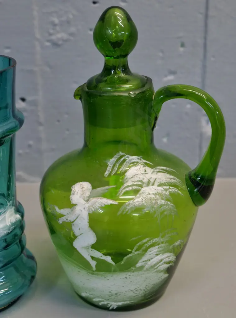 2 pieces Mary Gregory style glass - blue vase & green sauce bottle H-200 with chips Image 1++