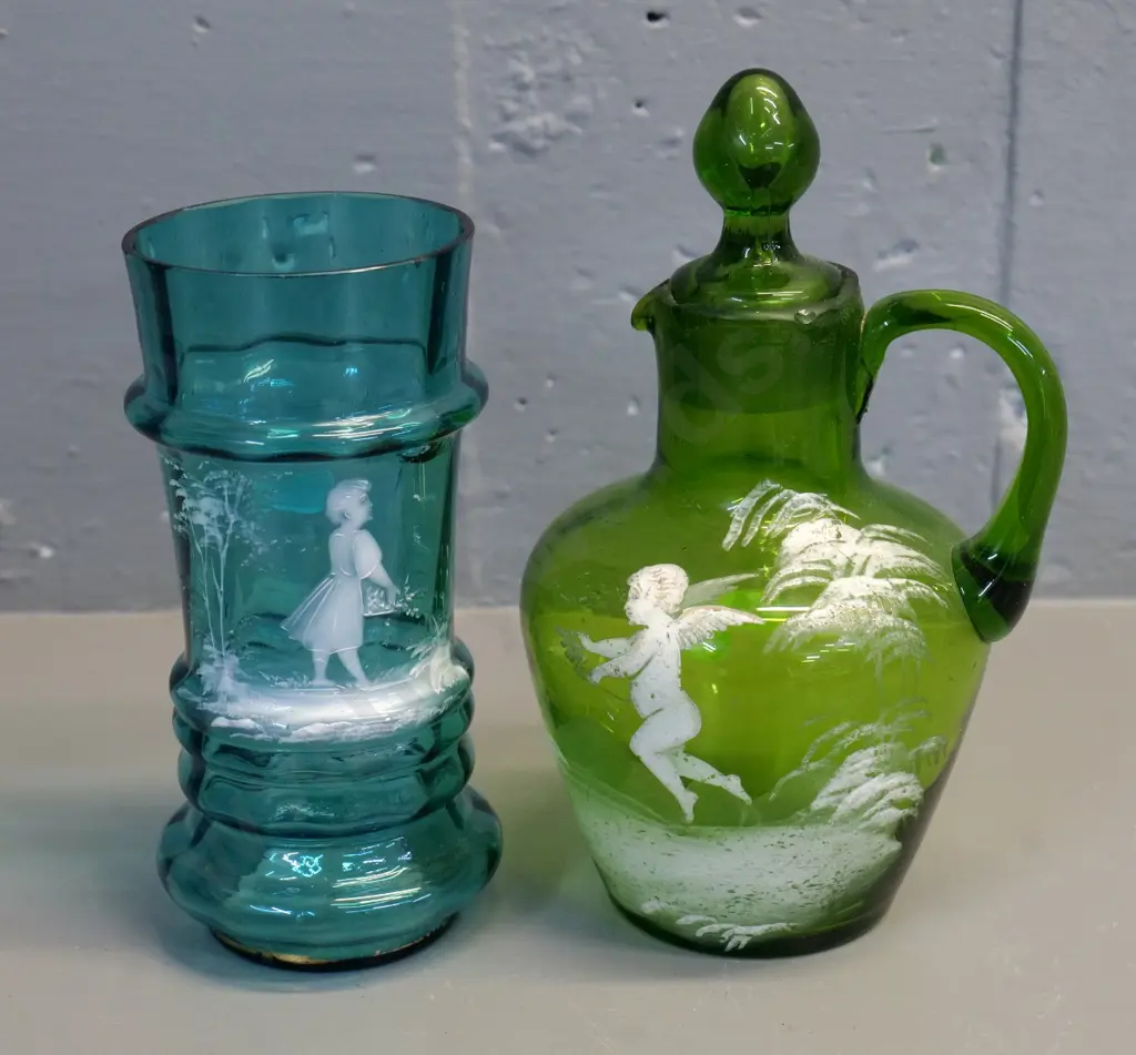 2 pieces Mary Gregory style glass - blue vase & green sauce bottle H-200 with chips Image 1++